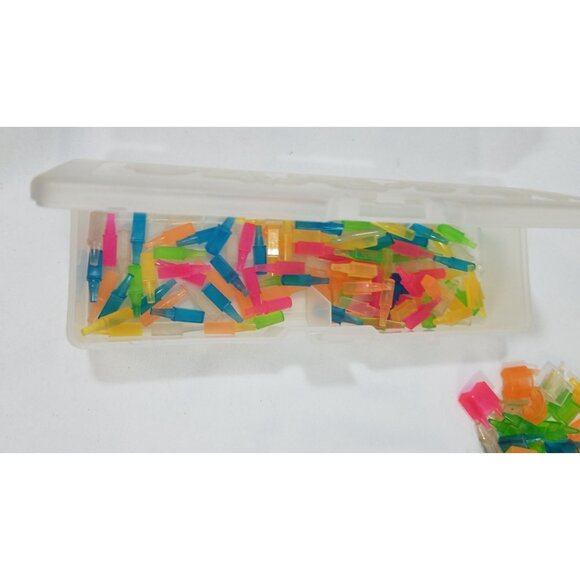 Hasbro Lite Brite 150+ Replacement Pegs With Clear & Green Travel Cases Storage - Picture 5 of 14